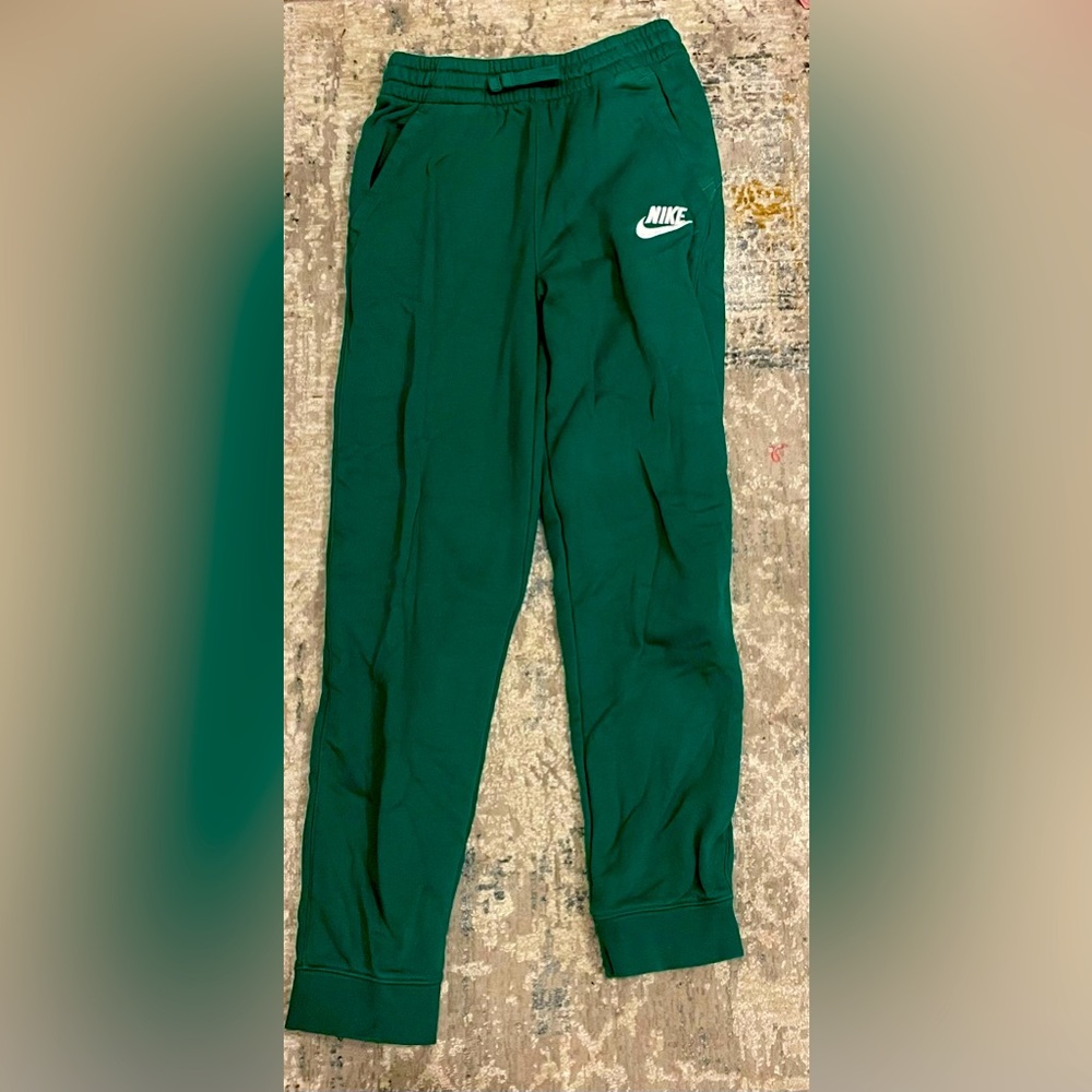 Like new, worn twice, no stains